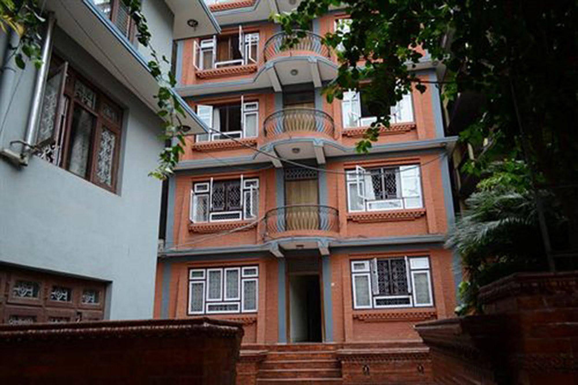 Hotel Ganesh Himal Kathmandu Exterior photo